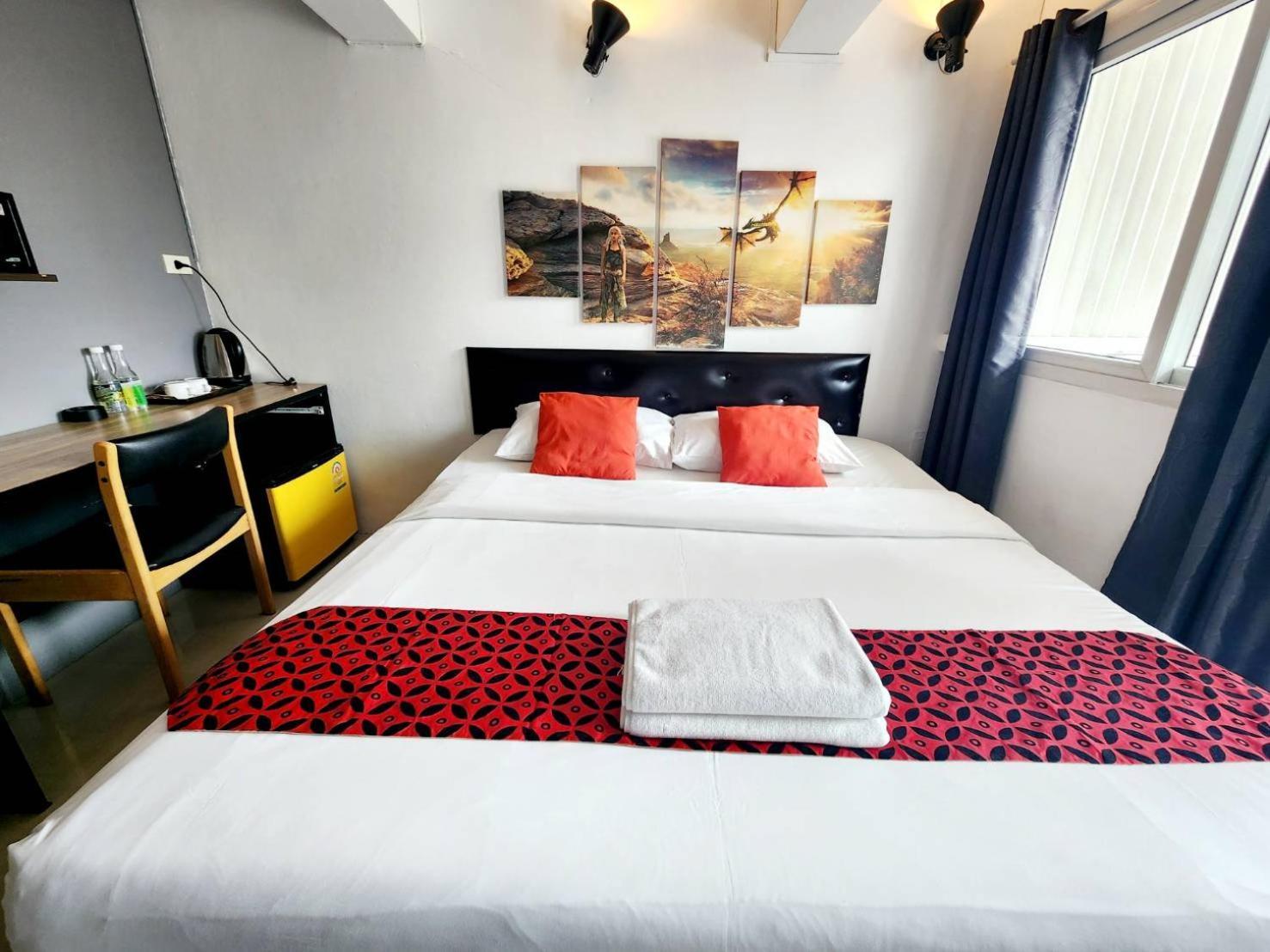 Khaosan Art Hotel Бангкок Экстерьер фото